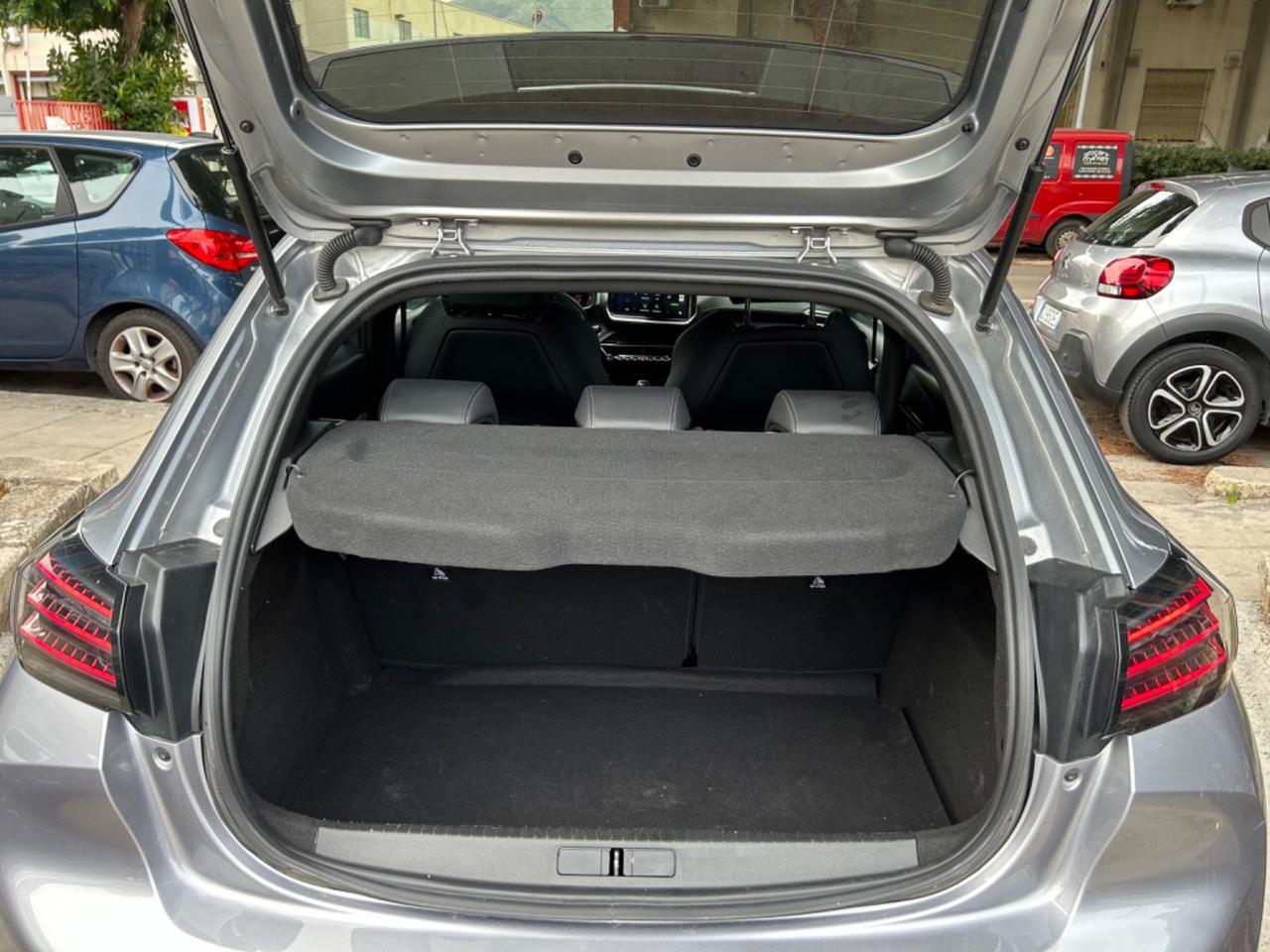 Peugeot 208 100 Stop&Start GT LINE