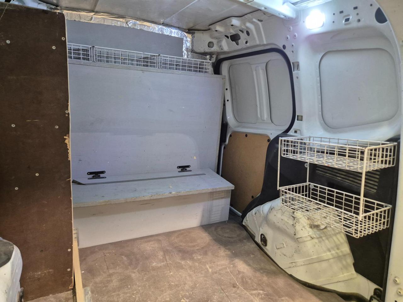 FORD Tourneo Courier 1.5 tdci 75cv plus N1