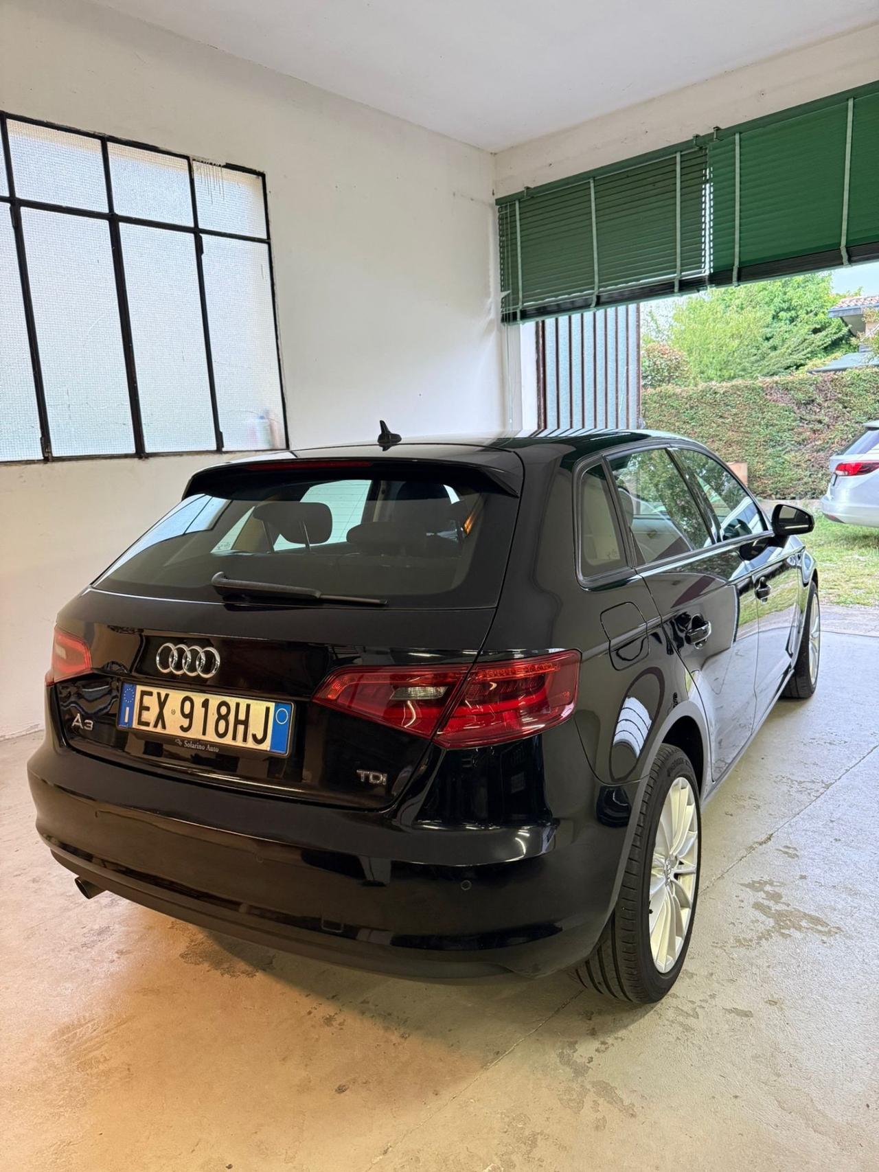 Audi A3 1.6 TDI clean diesel S tronic Young