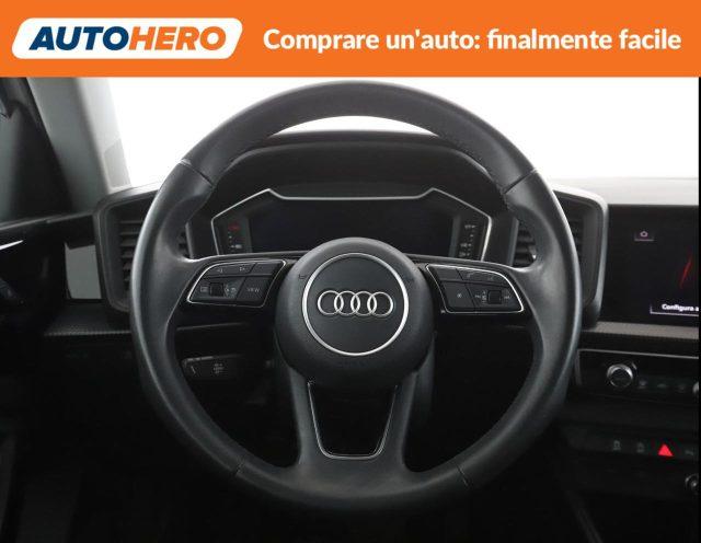 AUDI A1 allstreet 30 TFSI Identity Contrast