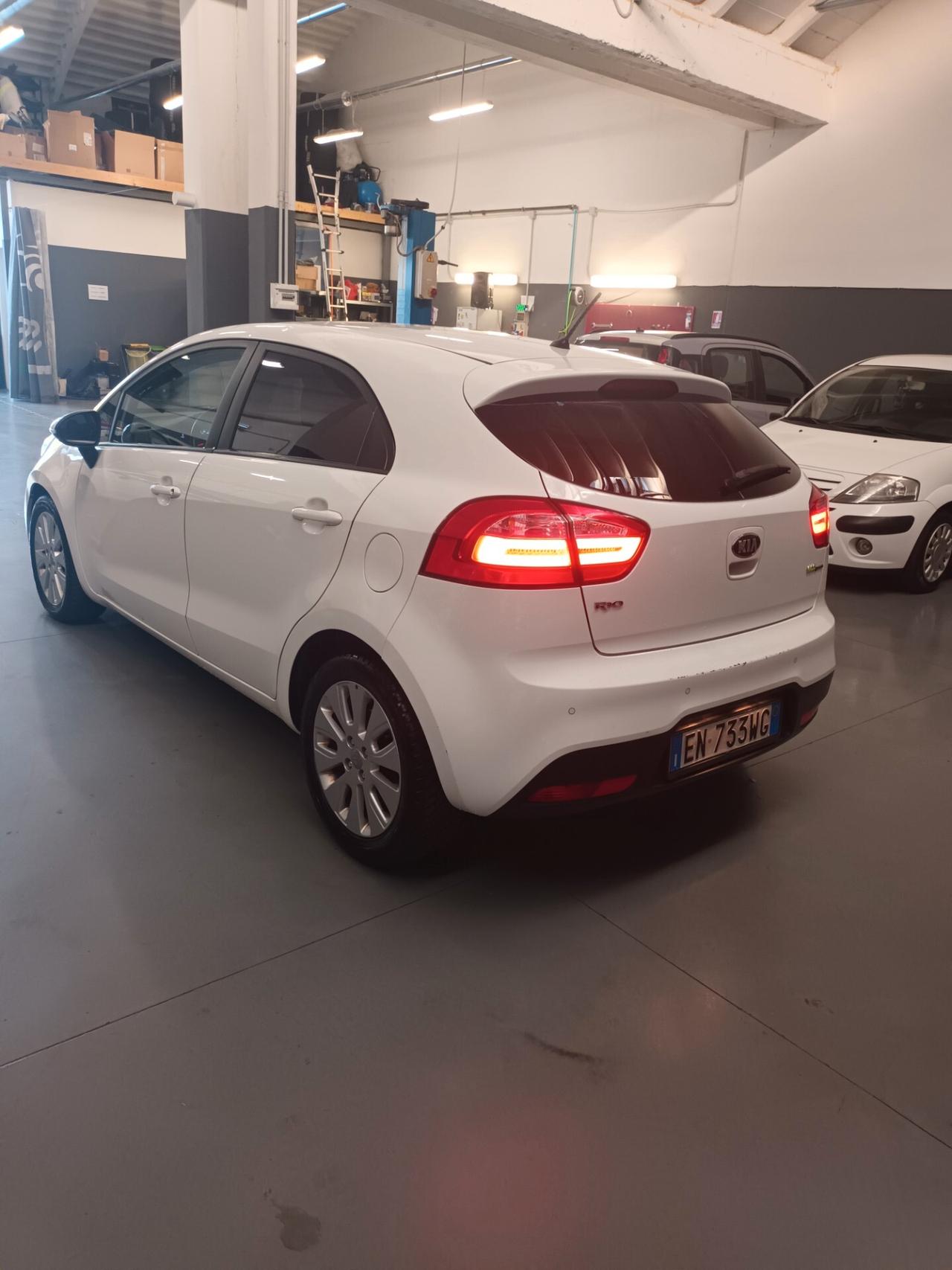 Kia Rio 1.1 CRDi WGT 5p. EX PLUS