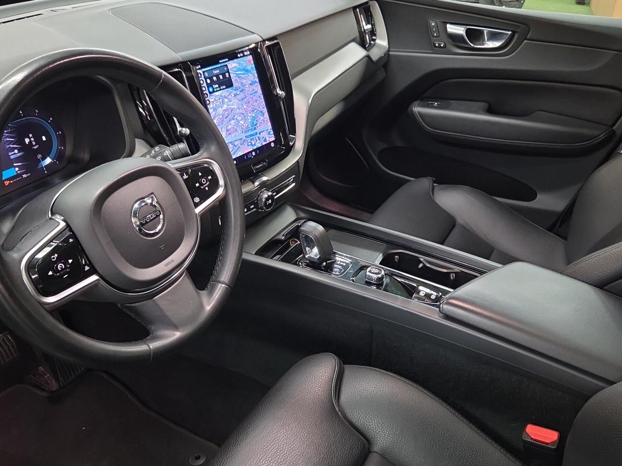 Volvo XC 60 XC60 B4 (d) AWD automatico Plus Dark AUTOCARRO N1