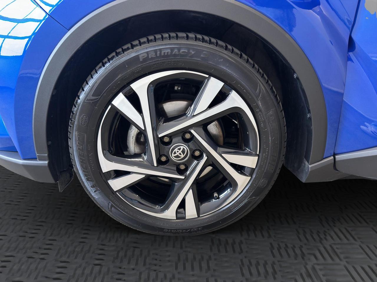 Toyota C-HR 1.8h Trend e-cvt