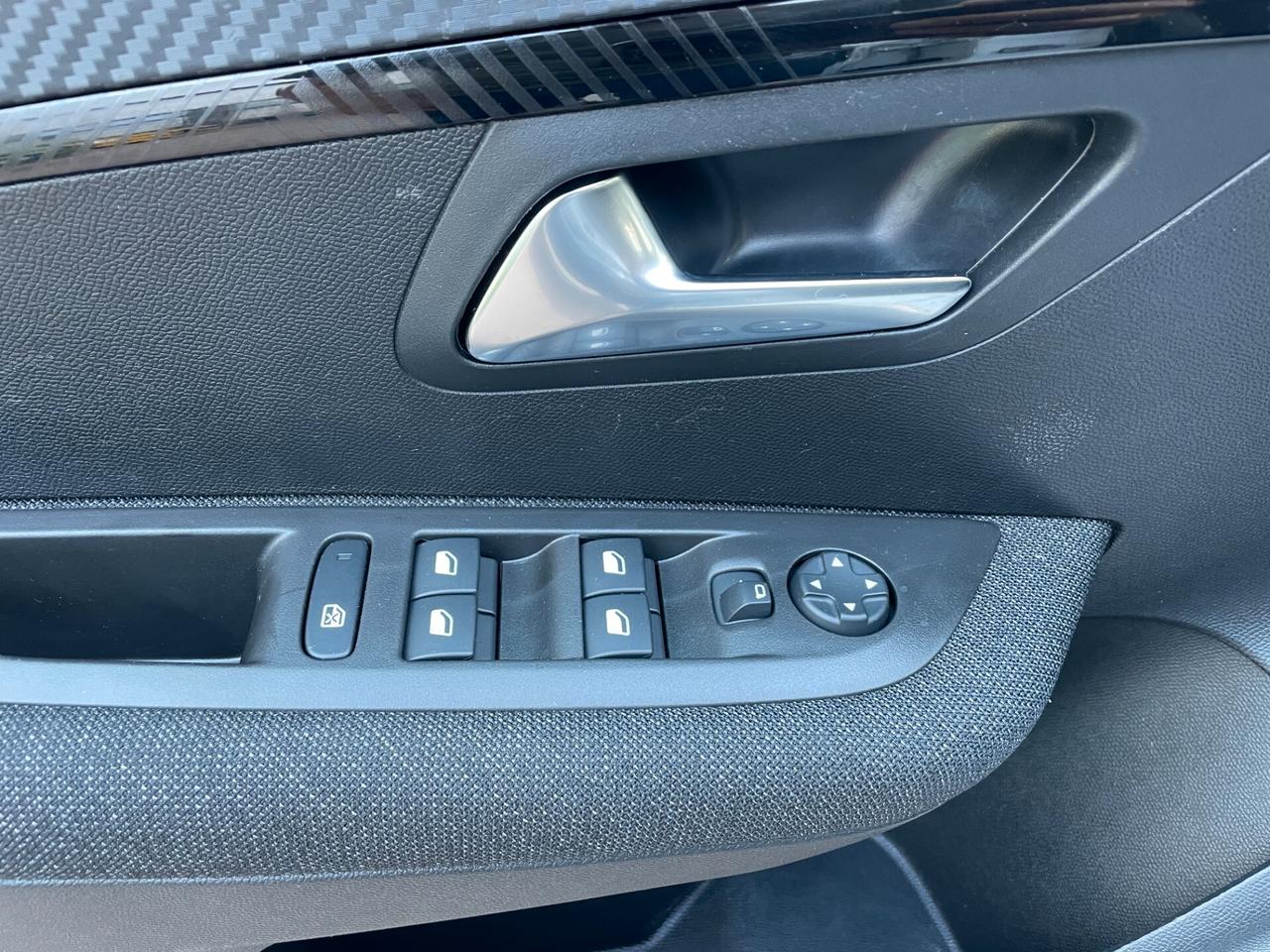 Peugeot 208 PureTech 75CV Stop&Start 5 porte Style