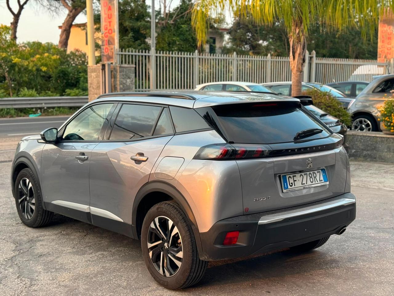 Peugeot 2008 BlueHDi 130 S&S EAT8 Allure