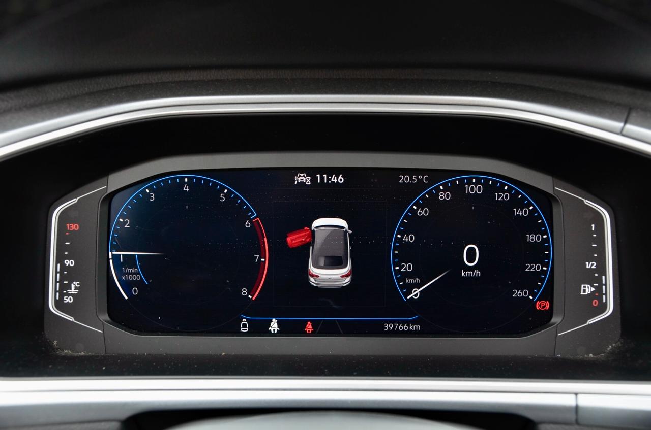 VOLKSWAGEN T-ROC 1.0 TSI STYLE 110cv, UNICOPROP, UFF ITALIANA, EURO 6D, FARI IQ LED, APPLE ANDROID, PERMUTE