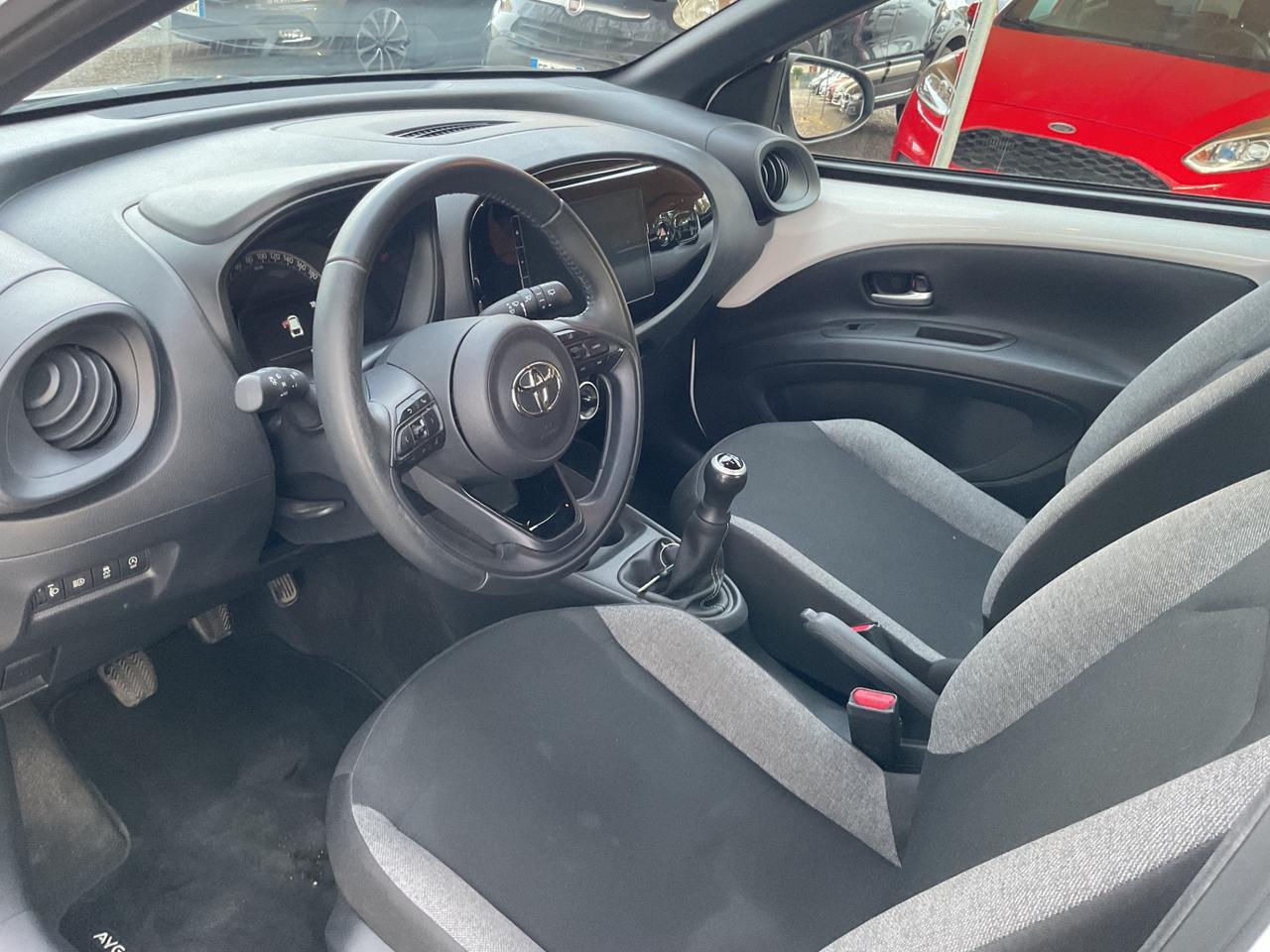 Toyota Aygo X 1.0 VVT-i 5 porte Lounge OK NEOPATENTATI