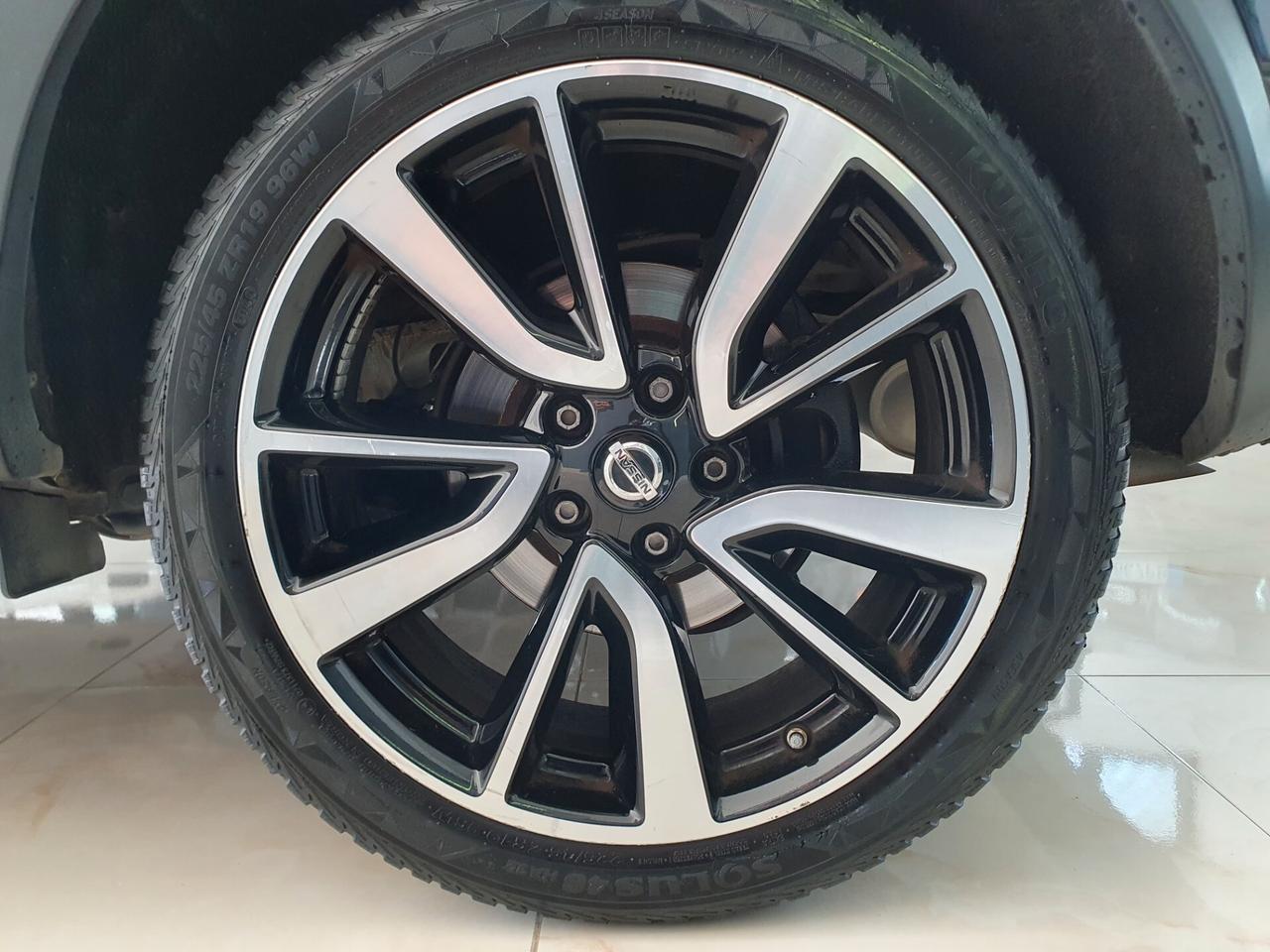 Nissan Qashqai 1.5 dCi 110cv Tekna 2015