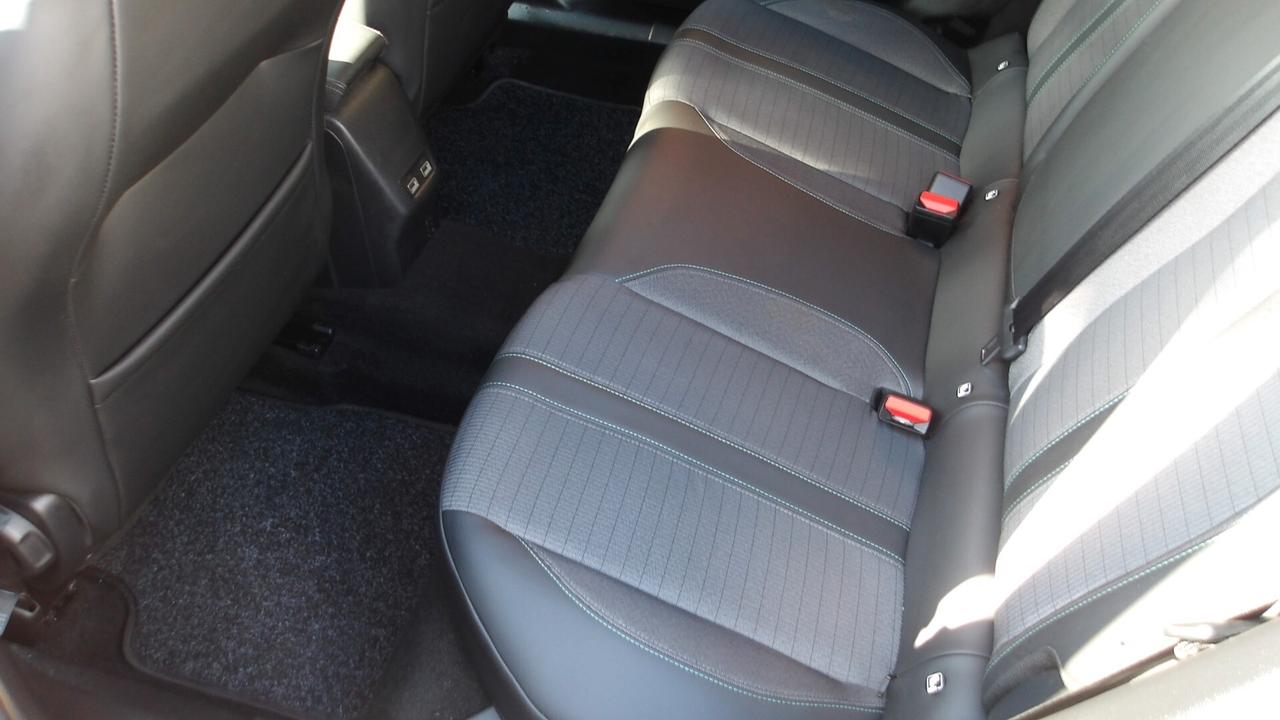 PEUGEOT 2008 1.2 BENZ-RETROC-PREZZO PROMO!