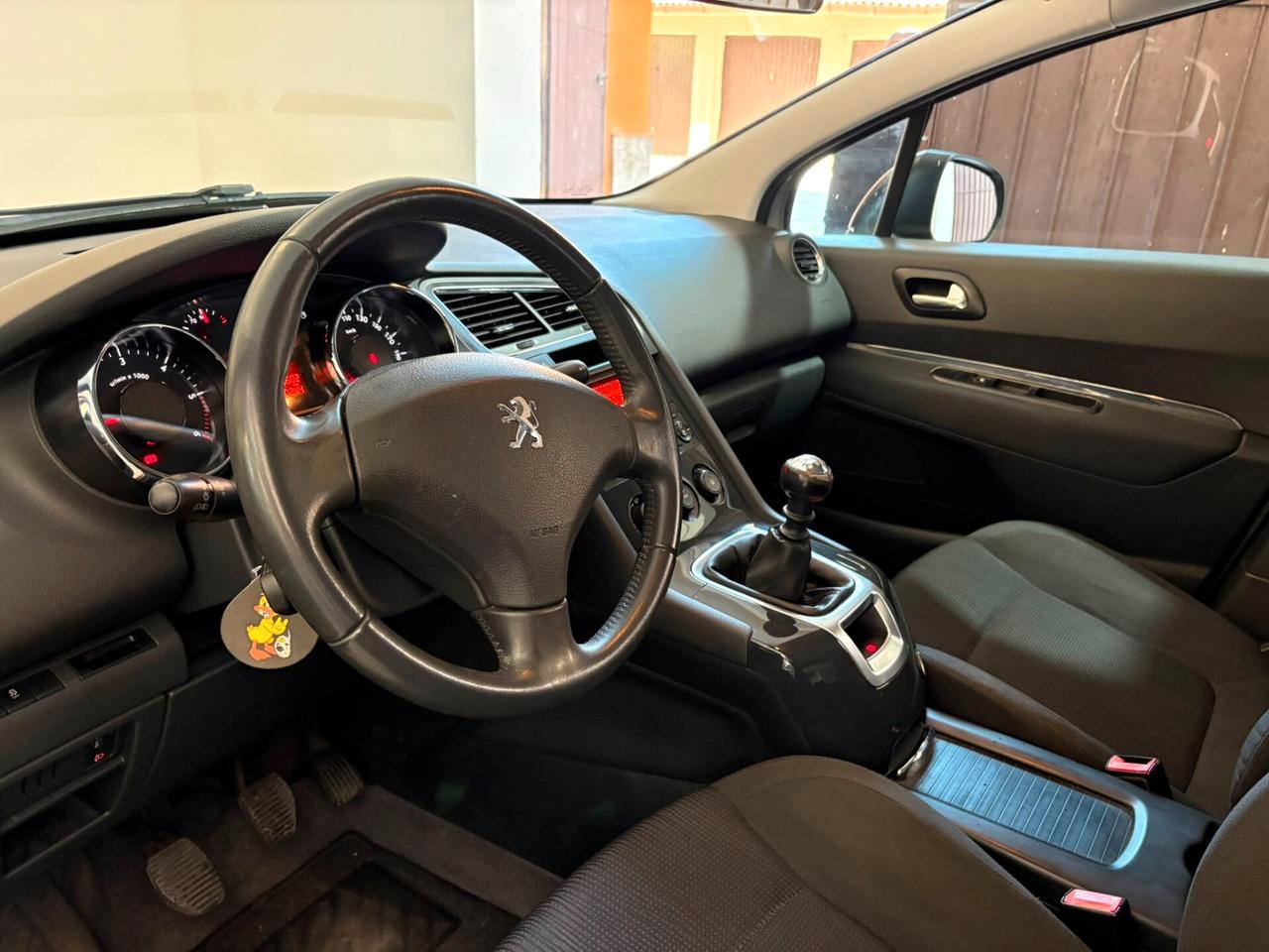 Peugeot 5008 1.6 HDi 115CV Business