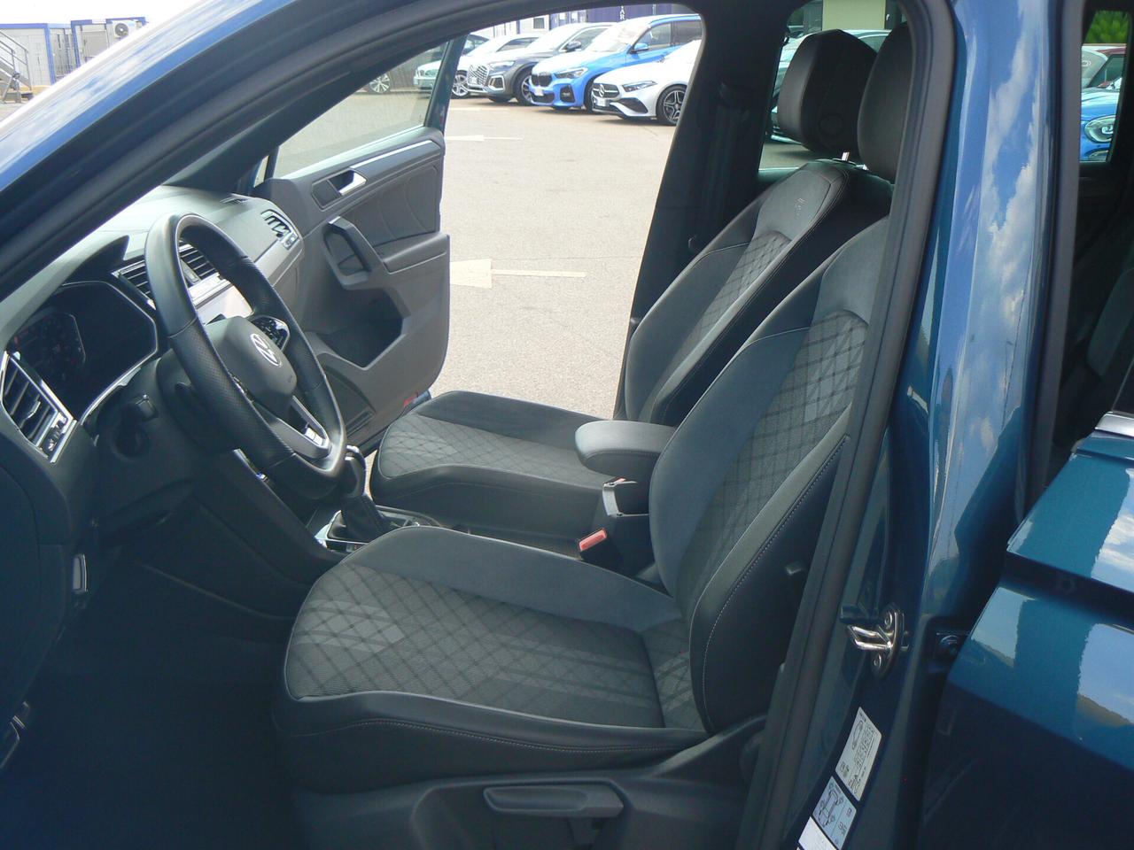 Volkswagen Tiguan 2.0 TDI 150 CV SCR DSG 4MOTION R-Line
