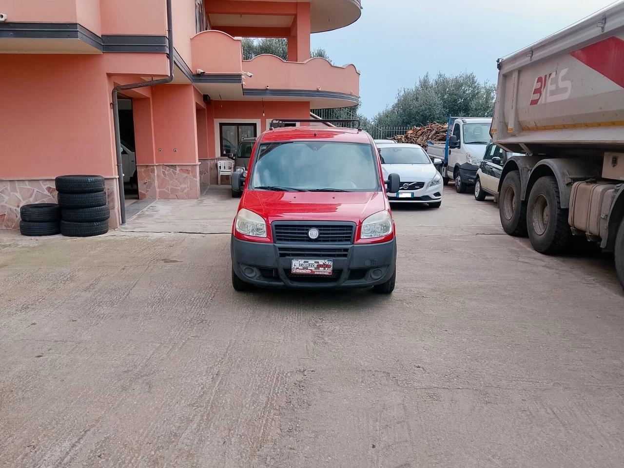 Fiat Doblò 1.6 Natural Power Lamierato