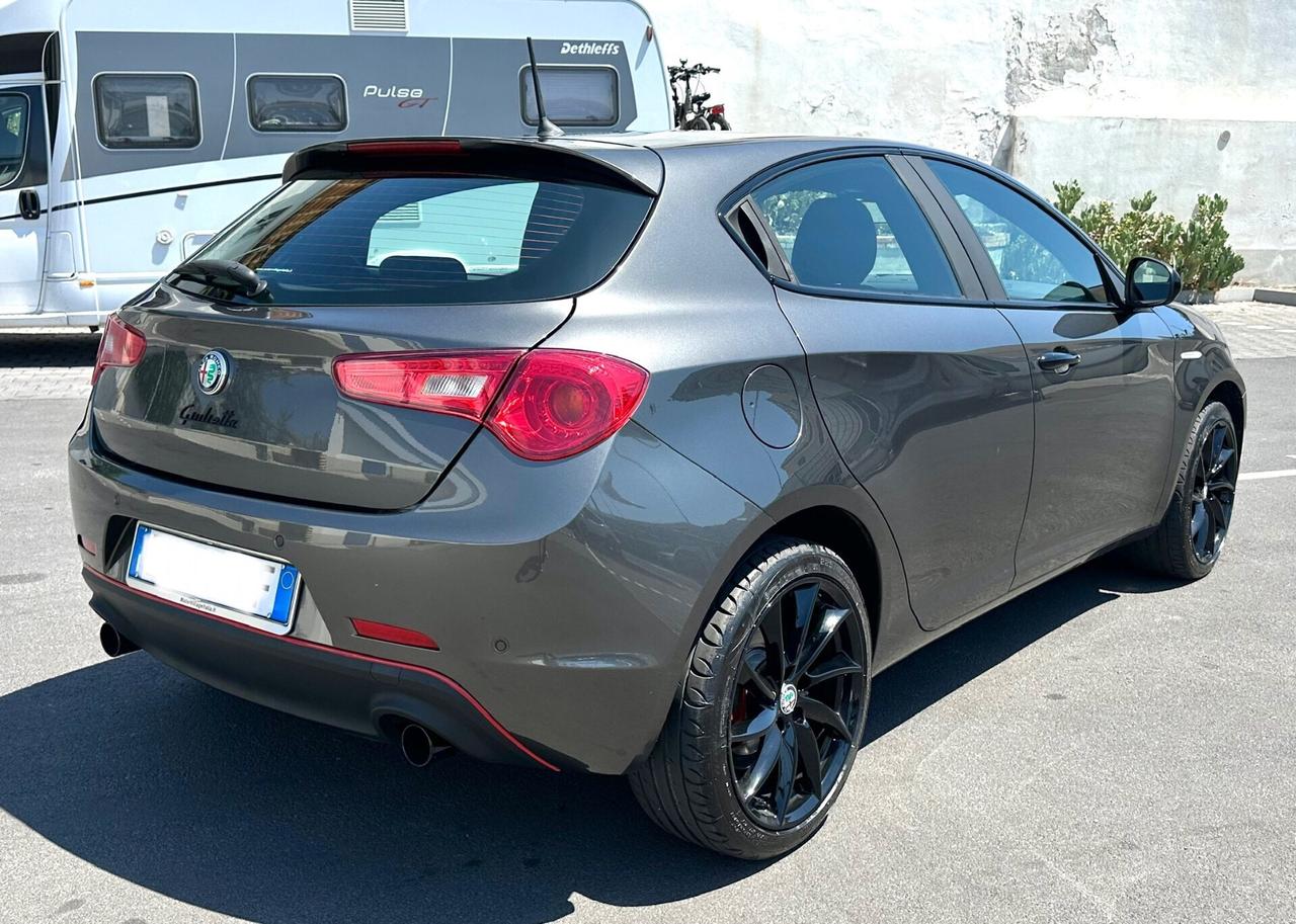 Alfa Romeo Giulietta 2.0 JTDm-2 150 CV allestimenti sportiva quadrifoglio