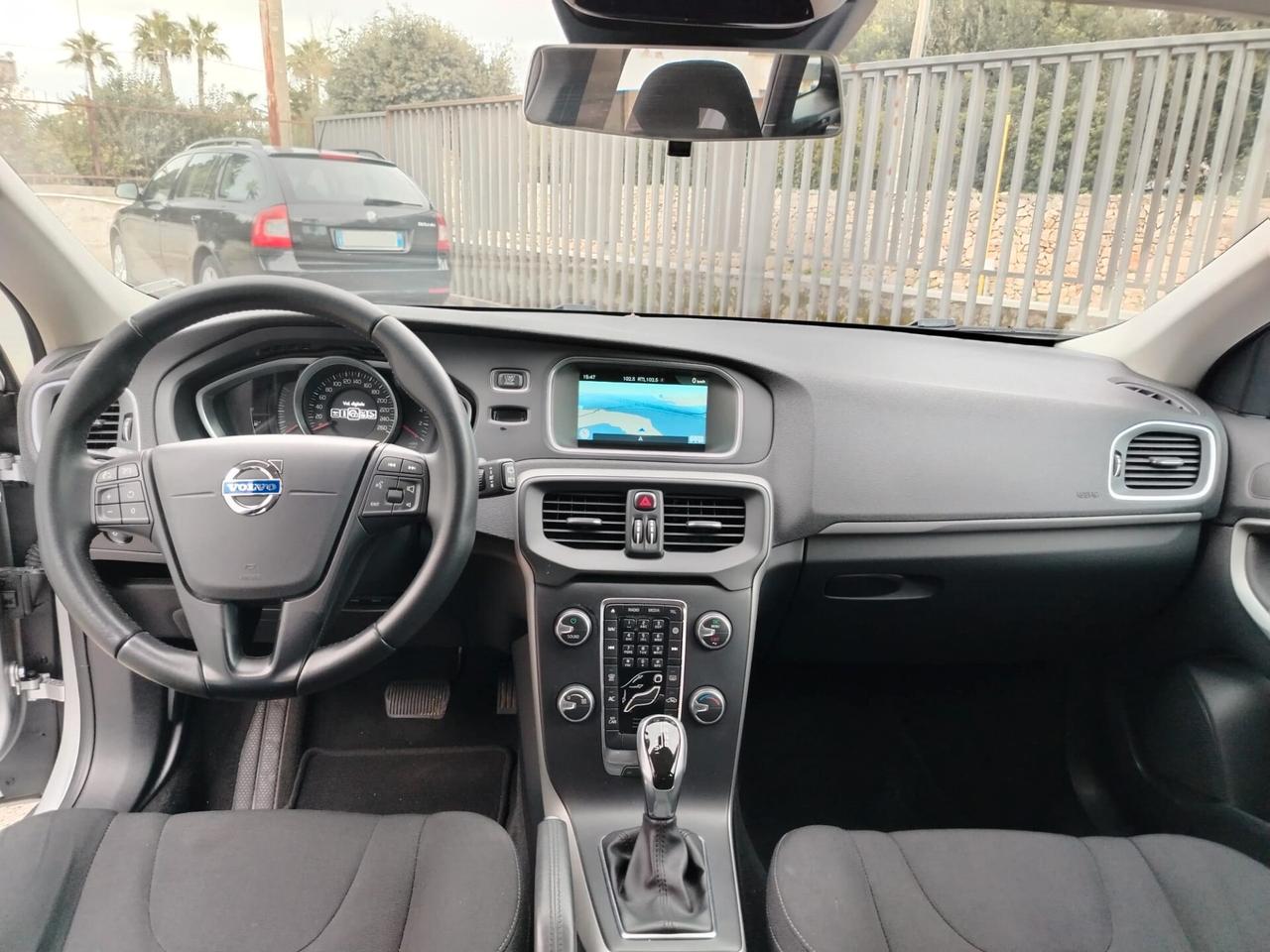 Volvo V40 D2 Momentum