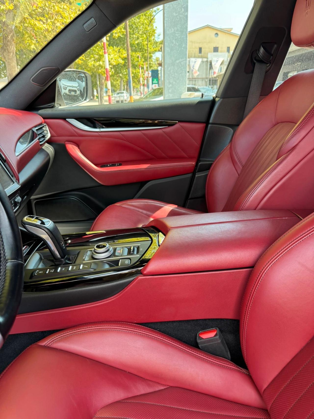 Maserati Levante V6 Diesel AWD Gransport