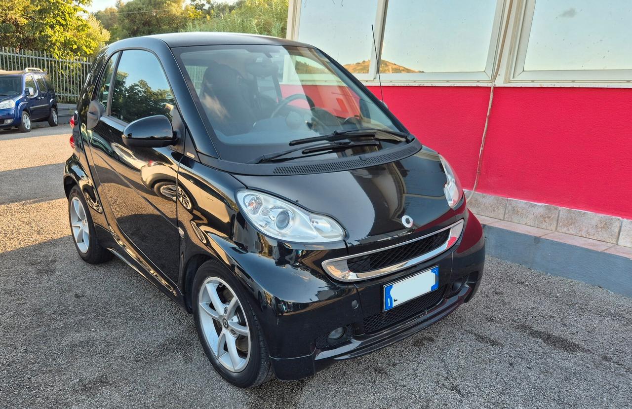 Smart ForTwo 1000 52 kW MHD coupé passion