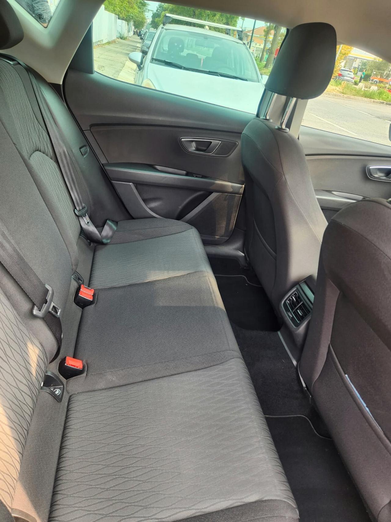 Seat Leon 1.6 TDI 105 CV DSG 5p. Start/Stop Style