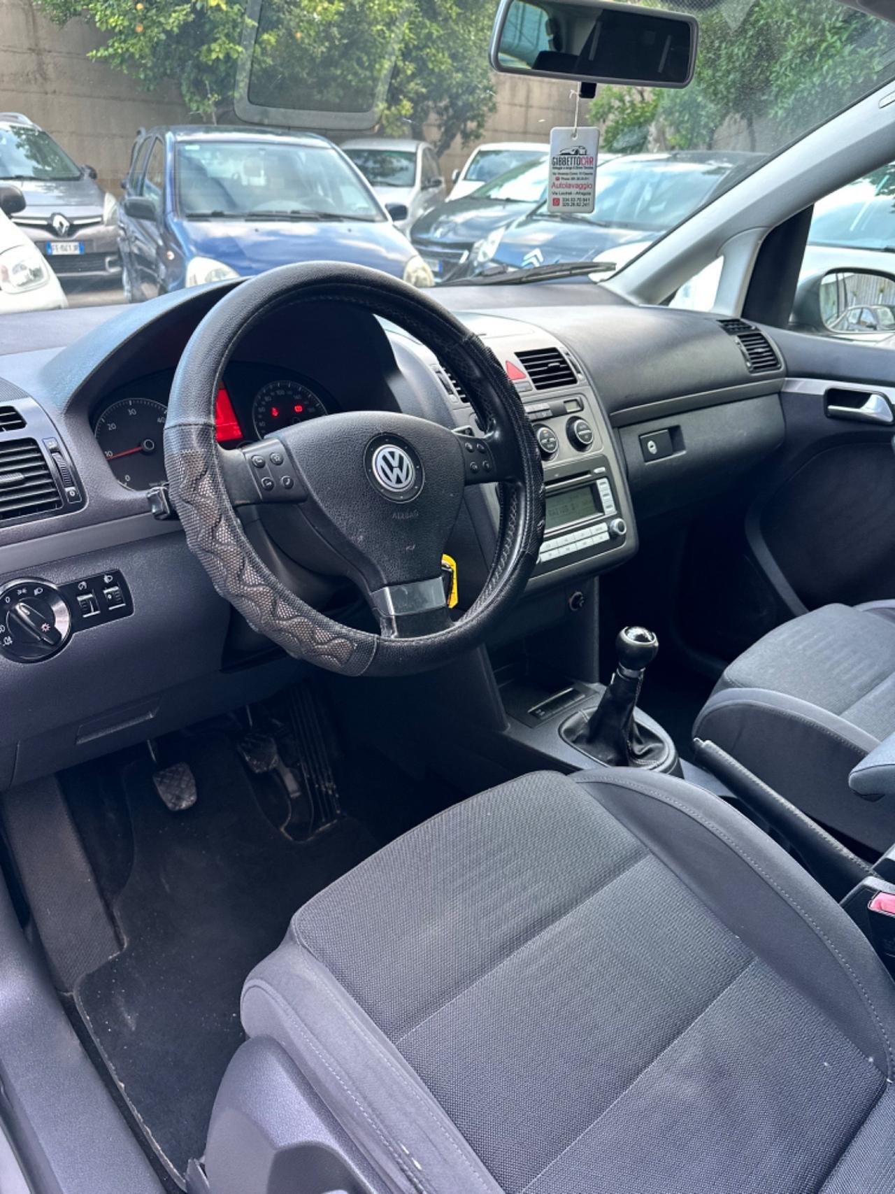 Volkswagen Touran 2.0 TDI 140cv 7 posti