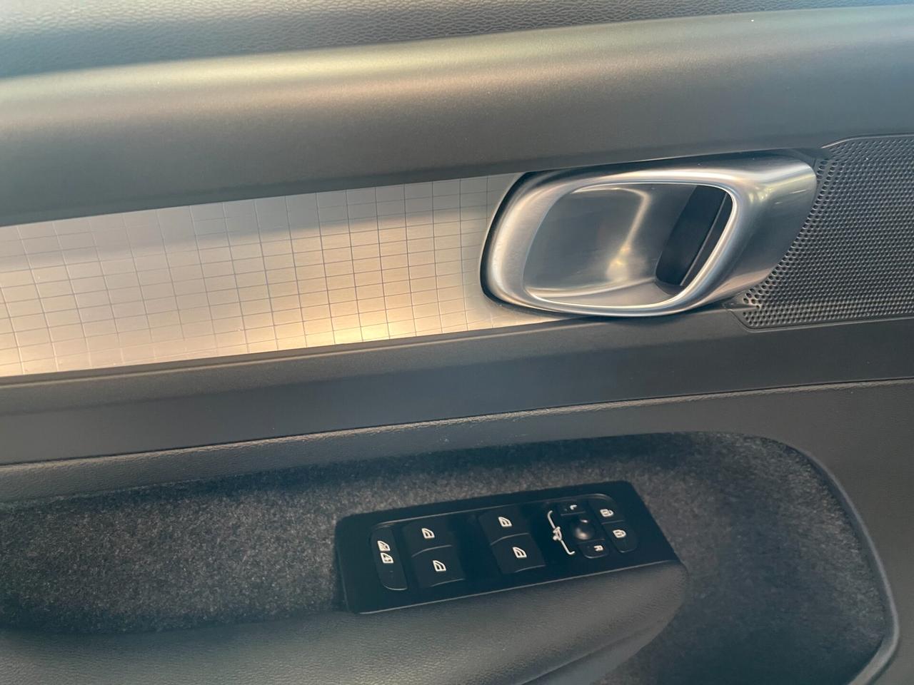 Volvo XC40 T4 Plug-in Hybrid Inscription Expression IVA ESPOSTA