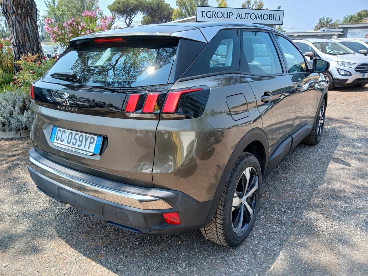 Peugeot 3008 BlueHDi 130 S&S EAT8 Business