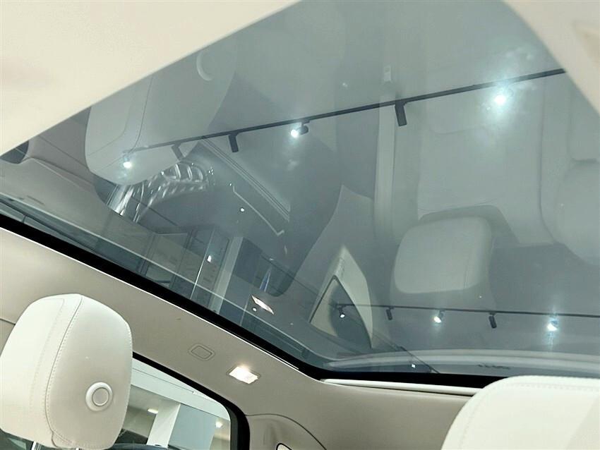 Jaguar E-Pace 2.0D 180 CV AWD aut. R-Dynamic SE