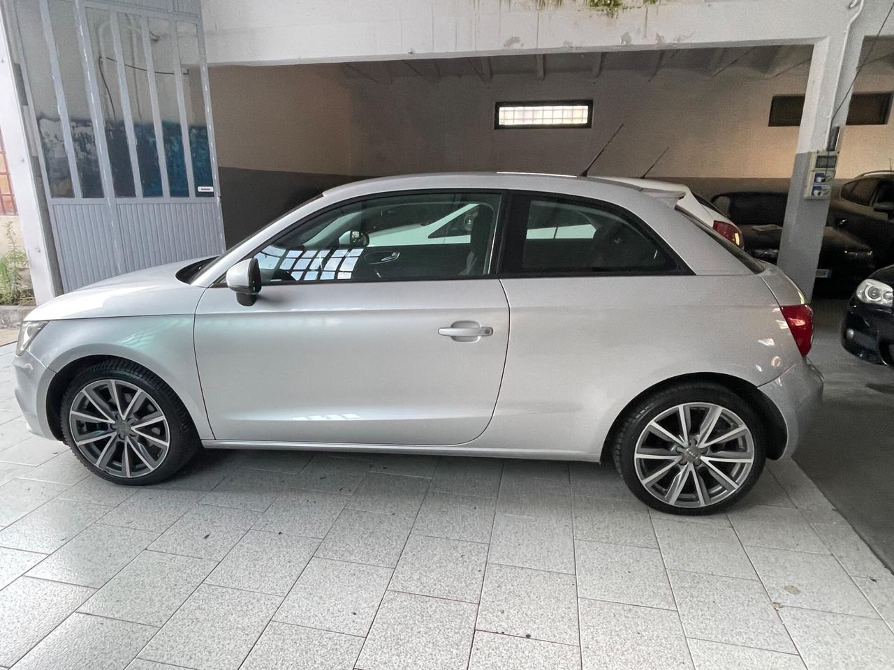 Audi A1 1.4 TFSI S tronic 119g Attraction