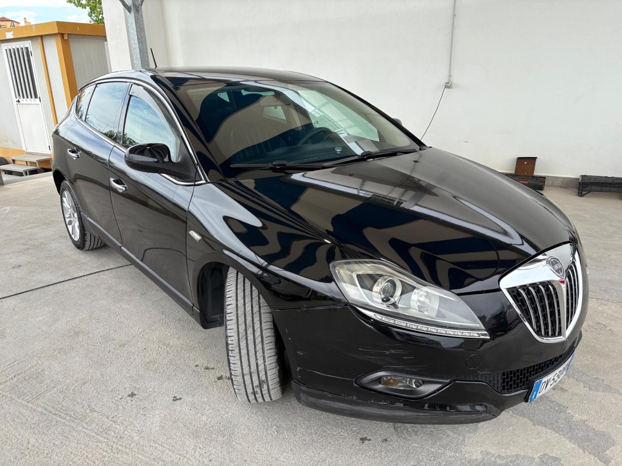 Lancia Delta 1.6 MJT DPF Oro