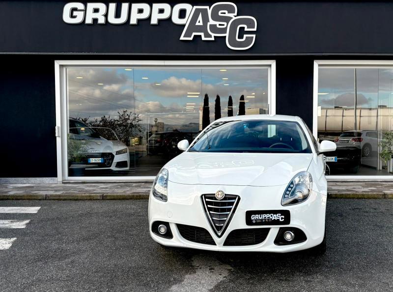 Alfa Romeo Giulietta 1.4 tb Progression 105cv E6 OK NEOPATENTATI