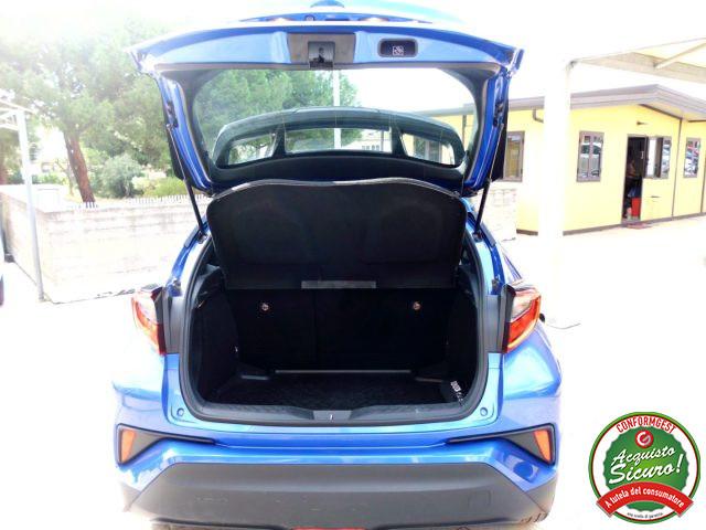 TOYOTA C-HR 1.8 Hybrid E-CVT Business