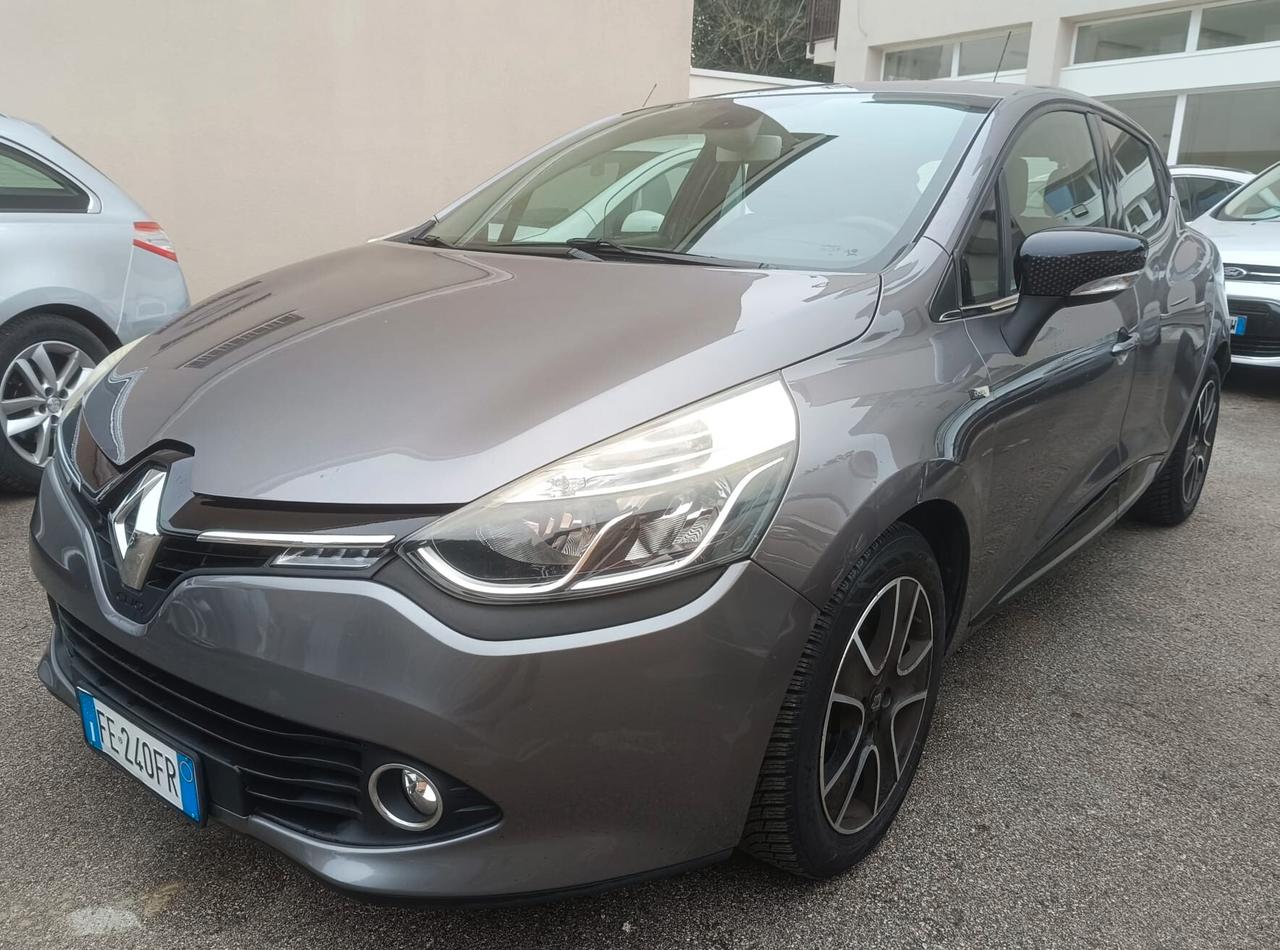 Renault Clio 1.5 dci 75 CV