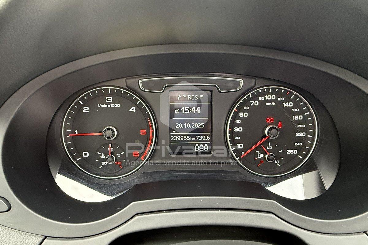 AUDI Q3 2.0 TDI 150 CV Business