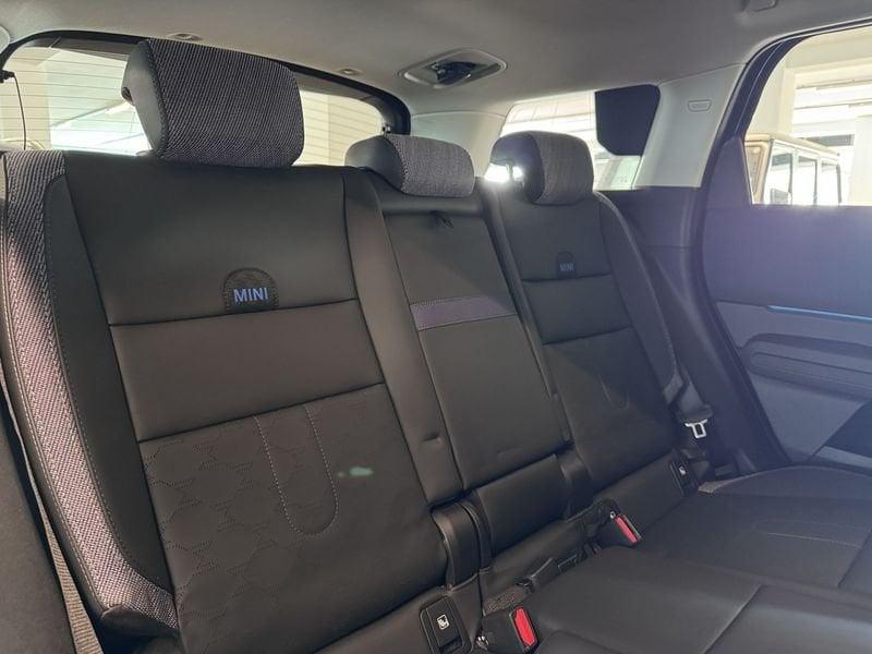 MINI Countryman D 48V Favoured