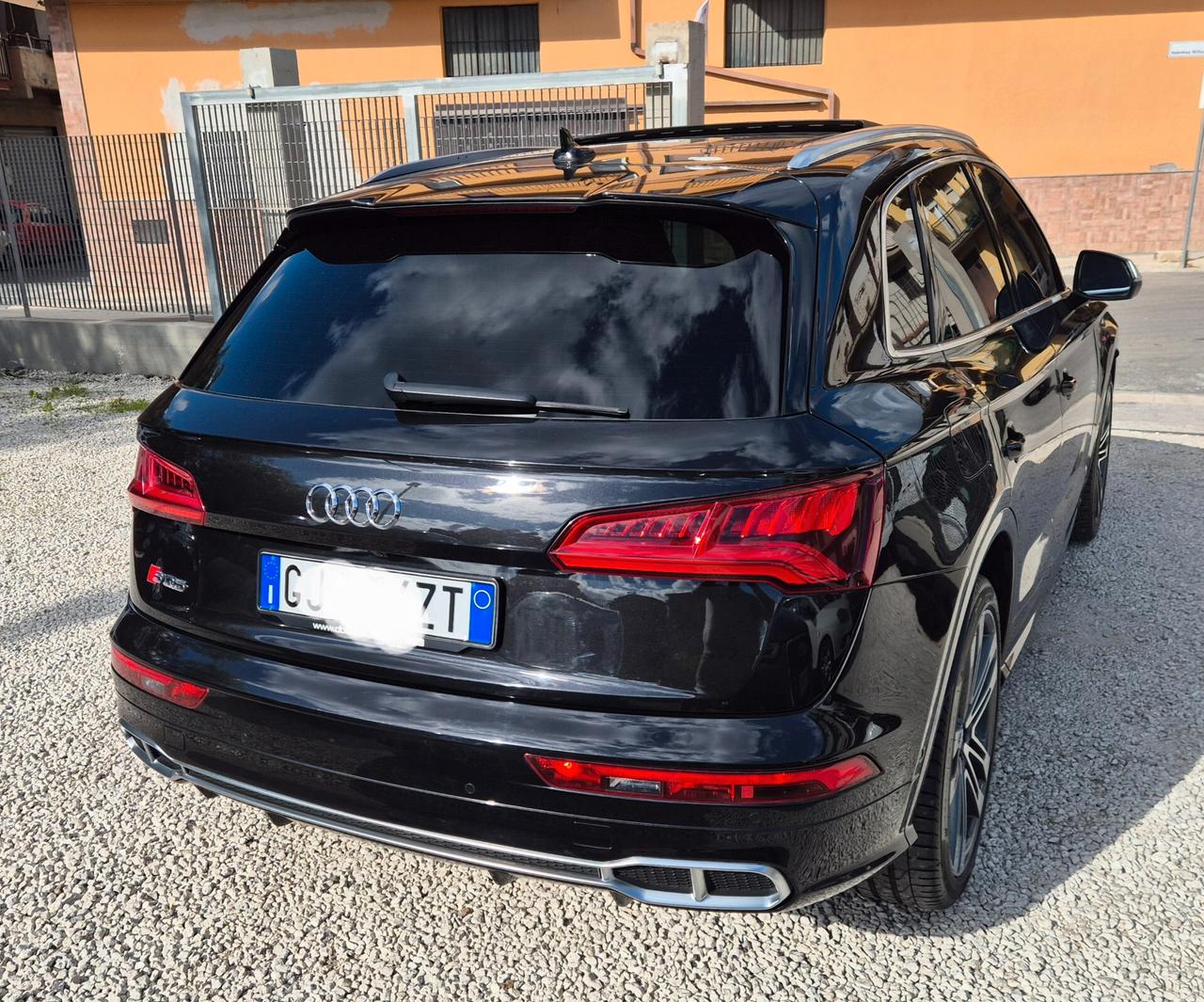 Audi SQ5 S-LINE