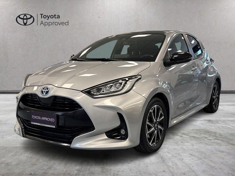 Toyota Yaris Hybrid Lounge MY22