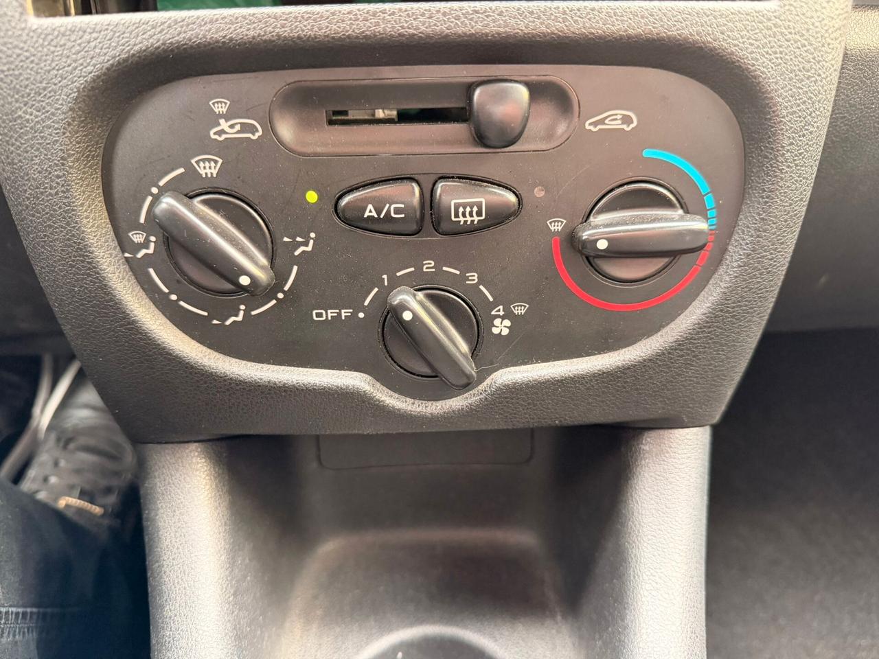 Peugeot 206 Plus 1.1 60CV 5p. Trendy