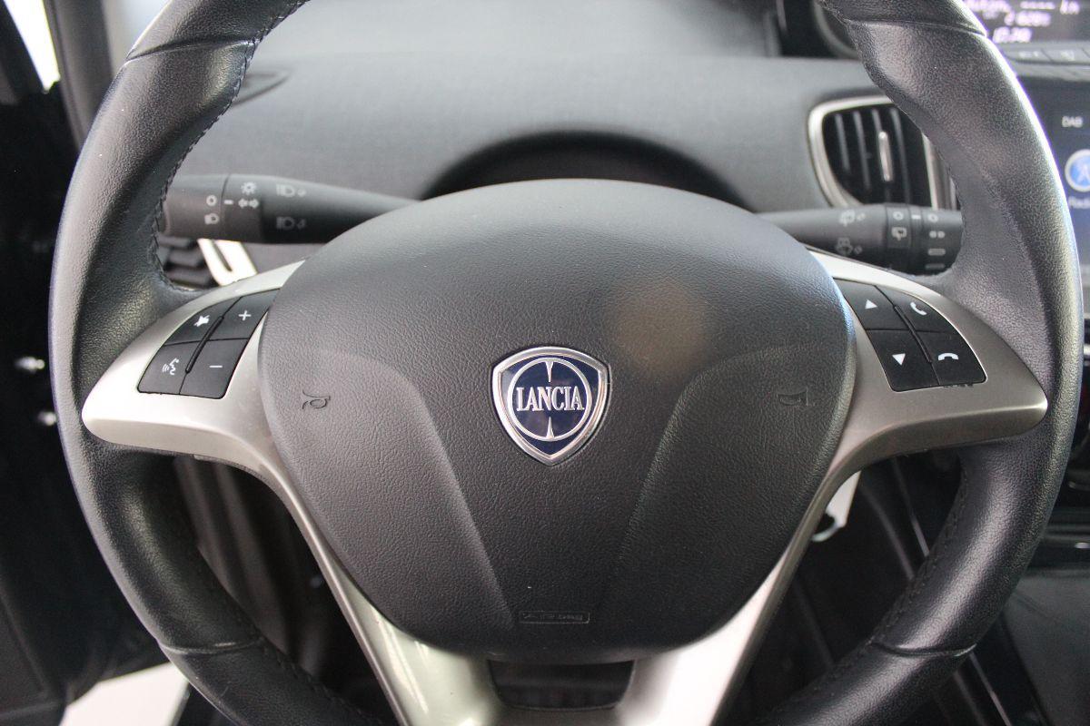 LANCIA - Ypsilon - 1.0 FireFly 5p.S&S Hybryd Gold