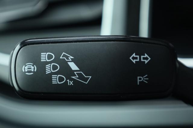 VOLKSWAGEN Taigo 1.0 TSI 115 CV R-Line