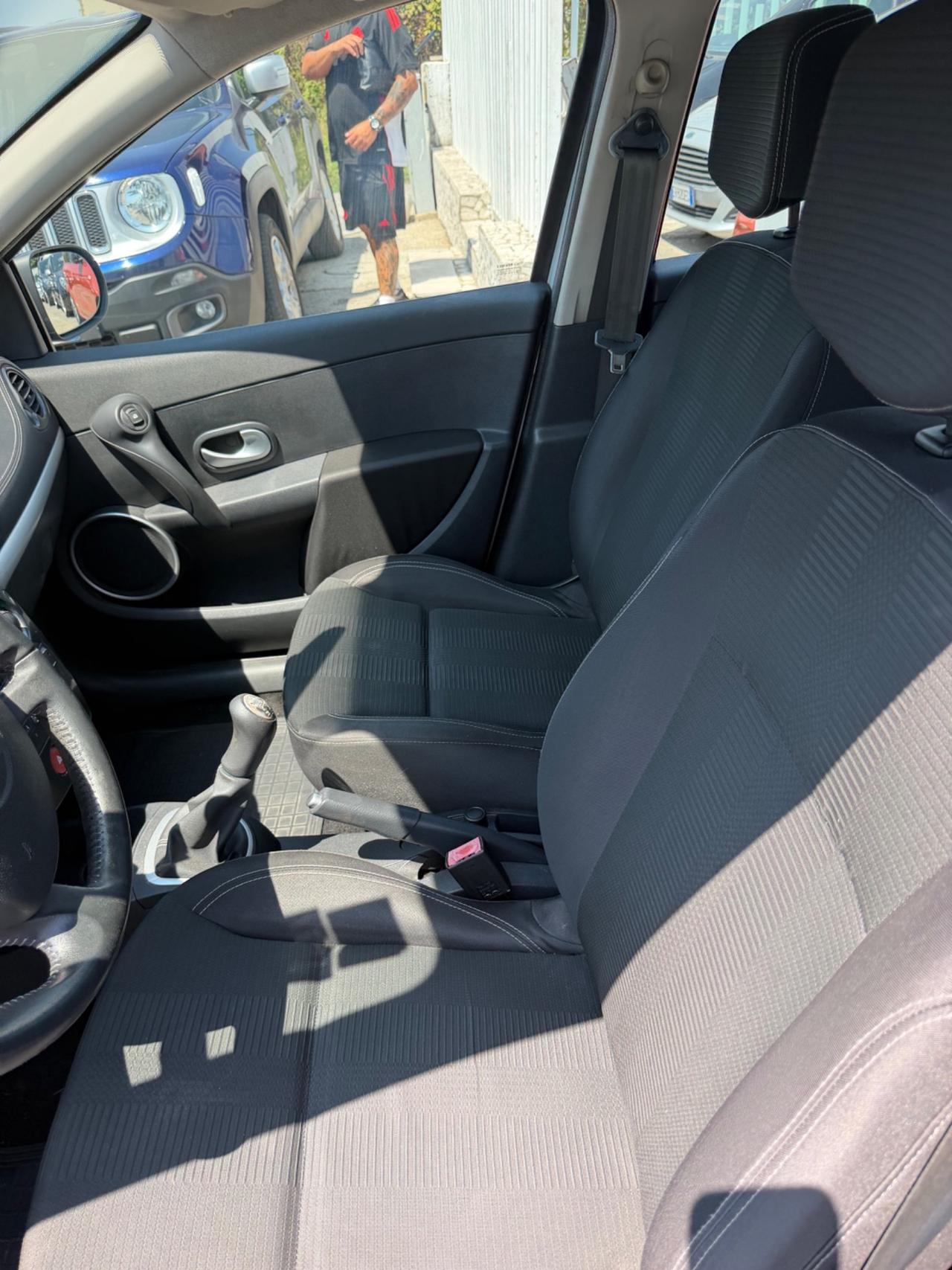Renault Clio 1.5 dCi 75CV 5 porte Yahoo!