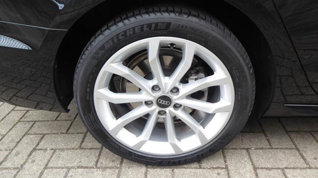AUDI A4 Avant 40 TDI S tronic Business Advanced