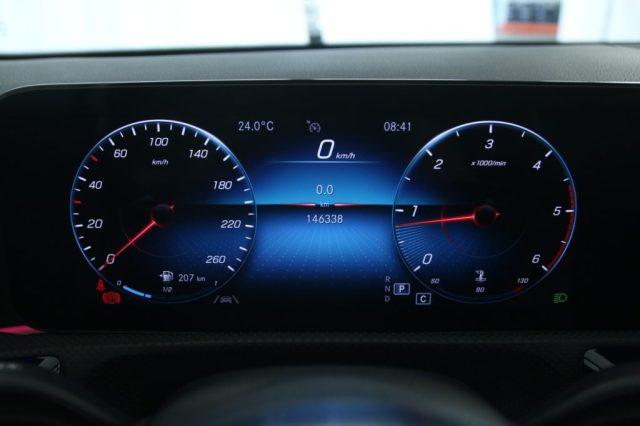 MERCEDES-BENZ A 180 d Automatic Premium Fari LED High Performance
