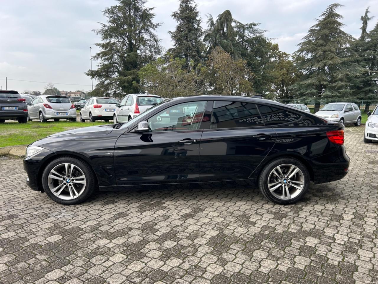 Bmw 318d Gran Turismo Sport |VETRI PRIVACY| LED