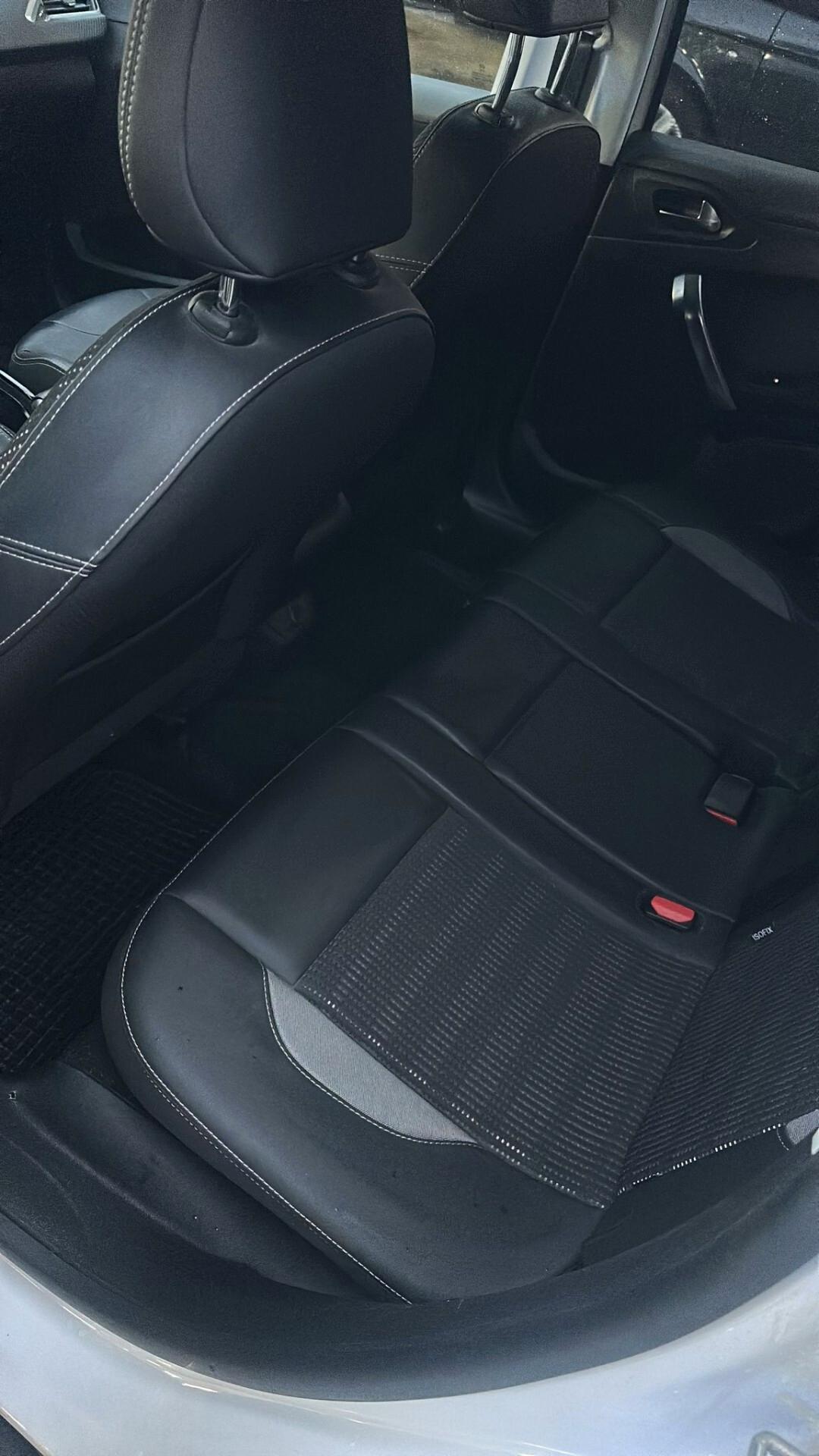 PEUGEOT 2008 1,6 DIESEL FULL OPTIONAL