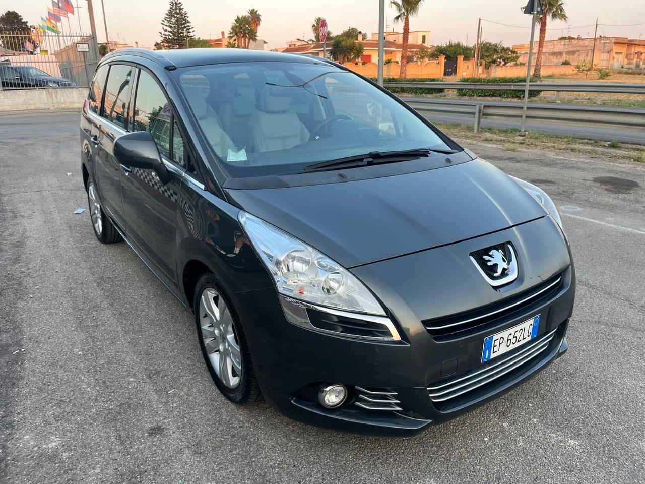 Peugeot 5008 2.0 HDi 7 posti Allure Unipro 2012