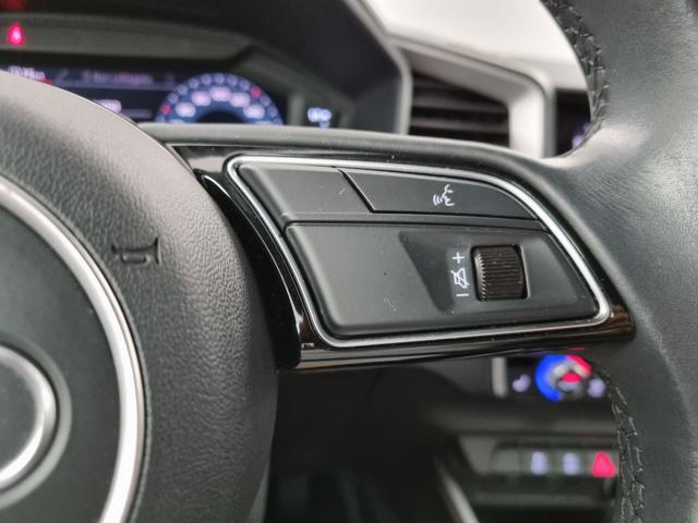 AUDI A1 citycarver 30 TFSI S tronic Identity Contrast