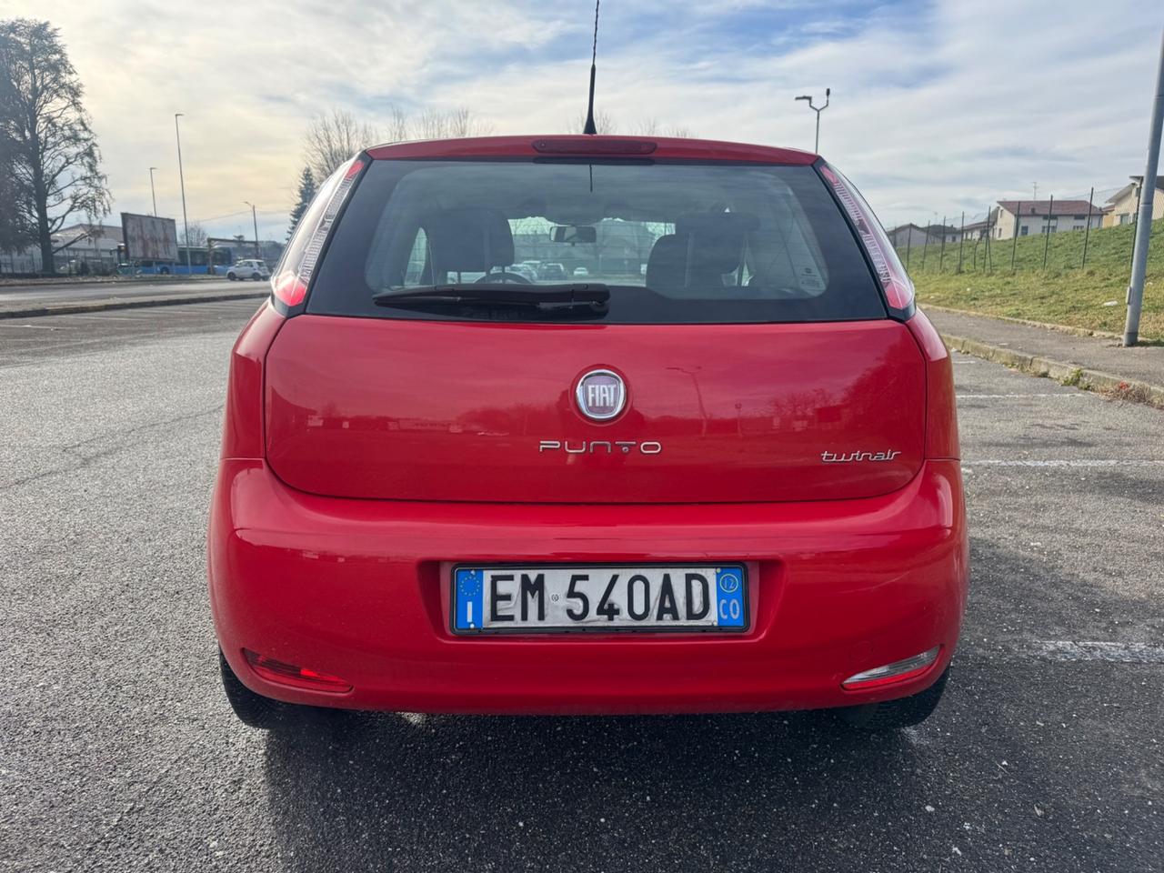 Fiat Punto bicolor idonea ai neopatentati