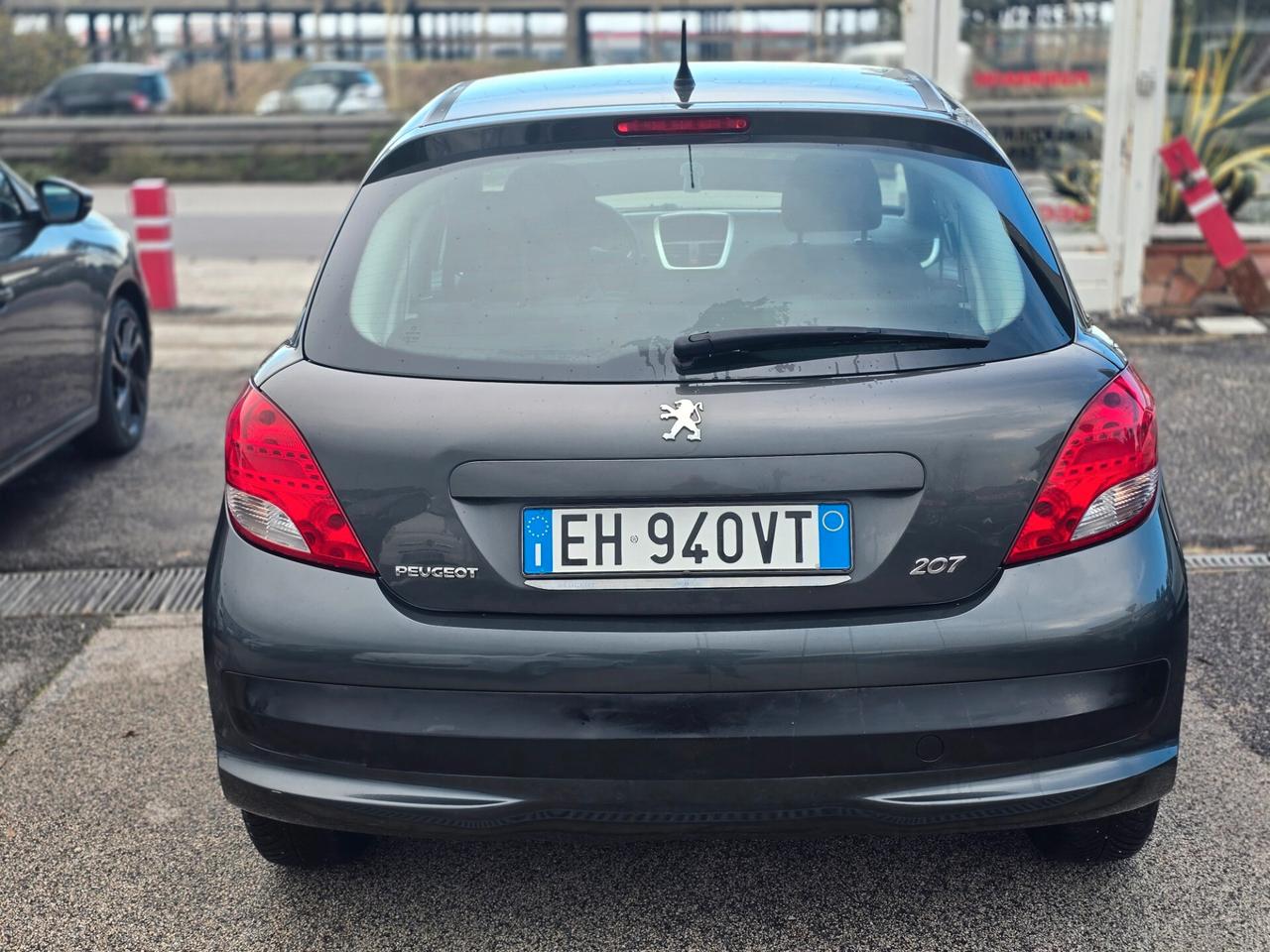 Peugeot 207 1.4 HDi 70CV 5p. Active
