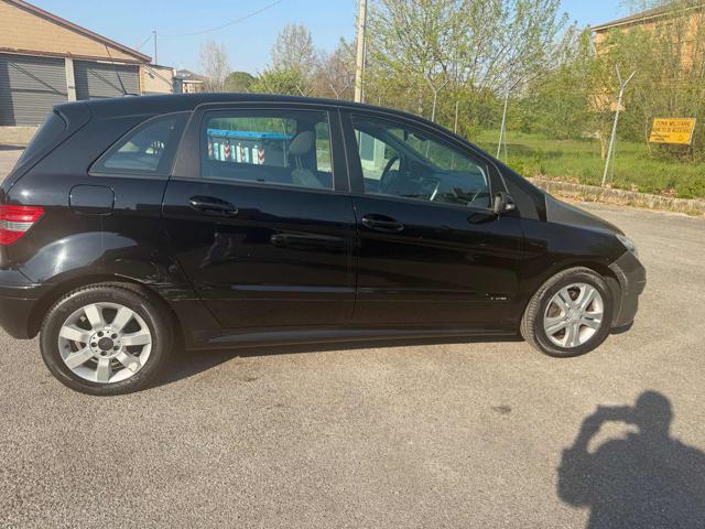 MERCEDES-BENZ B 180 CDI Premium senza nessun lavoro da fare