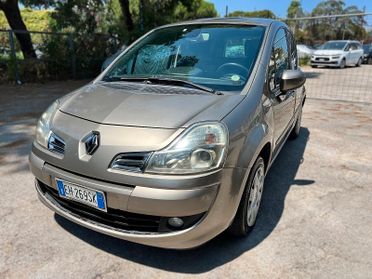 RENAULT MODUS 1.2 16V NighteDay - 2011