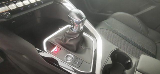 PEUGEOT 5008 BlueHDi 130 S&S Allure