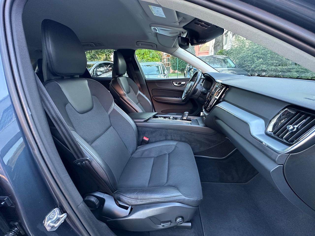 Volvo XC 60 XC60 B4 (d) AWD Geartronic Inscription